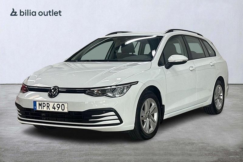 Vit Begagnad 2022 VW Golf VIII Kombi | 269 900 kr (Marknadspris) - Bild 1/4