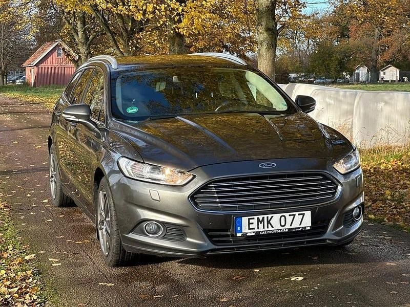 Grå Begagnad 2014 Ford Mondeo Trend Kombi | 79 900 kr (Marknadspris) - Bild 1/4