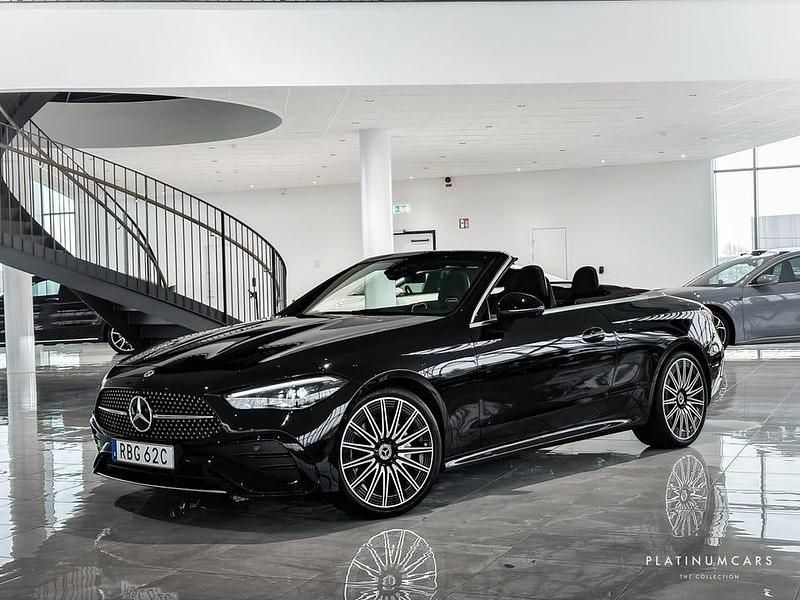 Svart Begagnad 2024 Mercedes CLE200 AMG Cab | 649 000 kr (Marknadspris) - Bild 1/4
