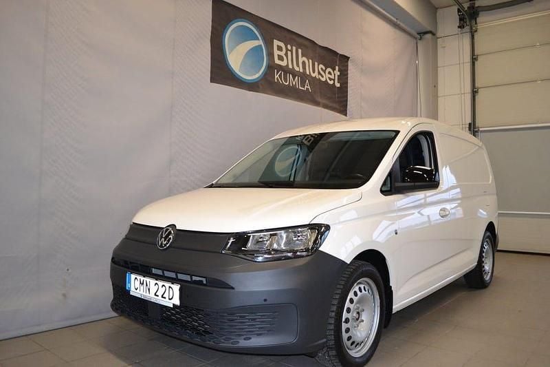 Vit Begagnad 2023 VW Caddy Maxi Minibuss | 323 750 kr (Lite dyr) - Bild 1/4