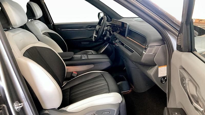 Ny Kia EV9 GT-Line 283 kW (385 HK) 2025 Grå (grey) SUV