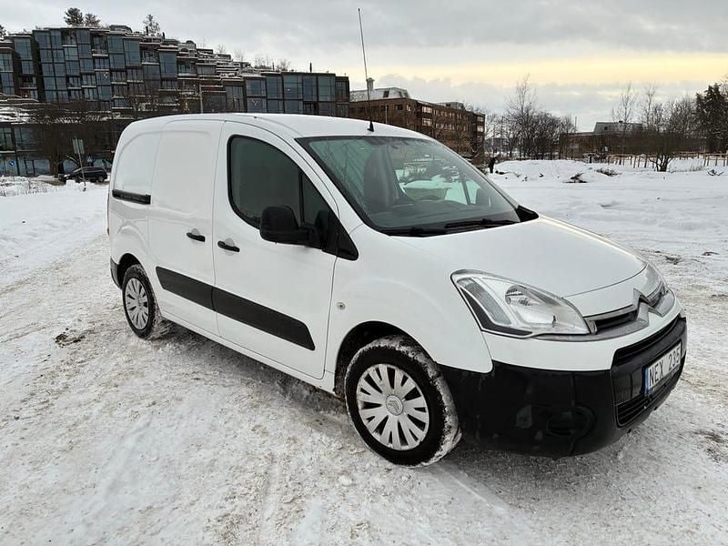 Begagnad 2012 Citroën Berlingo Minibuss | 60 000 kr (Marknadspris) - Bild 1/4