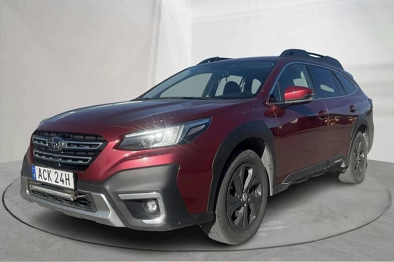 Ljusröd Begagnad 2021 Subaru Outback SUV | 255 000 kr (Superpris) - Bild 1/4