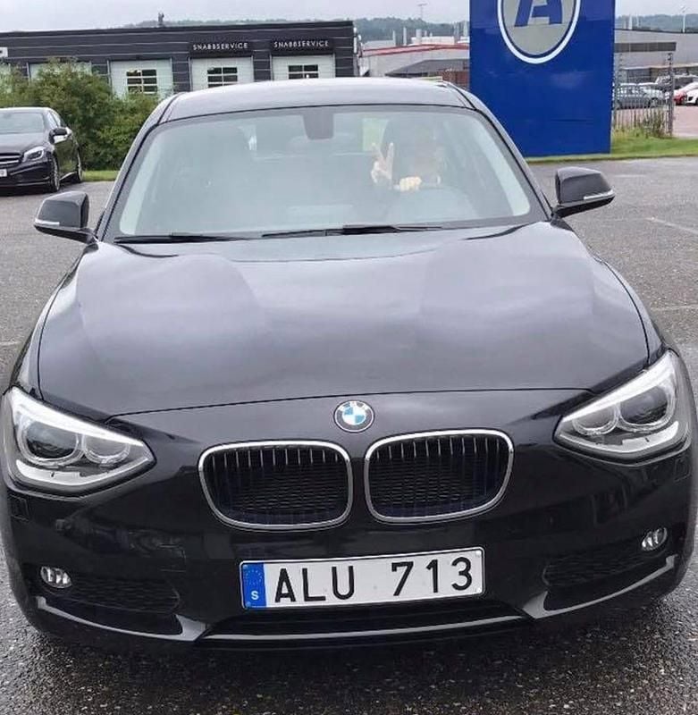 Begagnad 2014 BMW 116 Halvkombi | 90 000 kr (Bra pris) - Bild 1/2