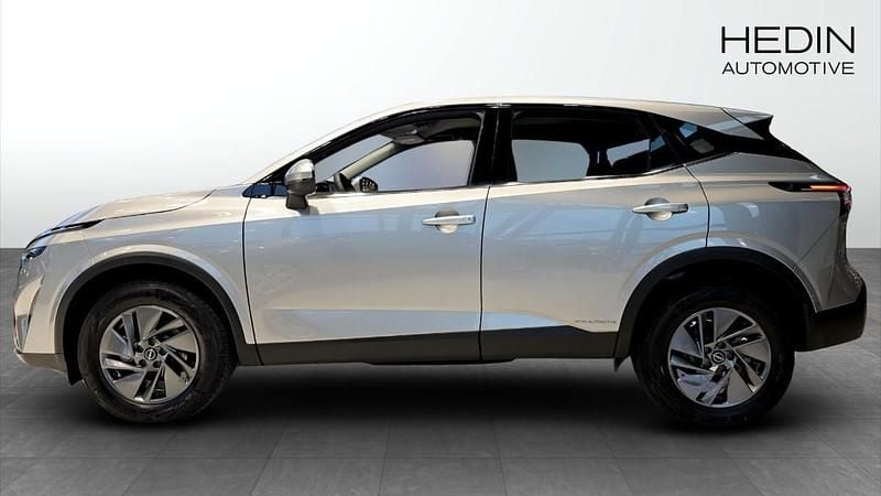 Ny Nissan Qashqai Acenta 158 HK (116 kW) 2025 Svart SUV