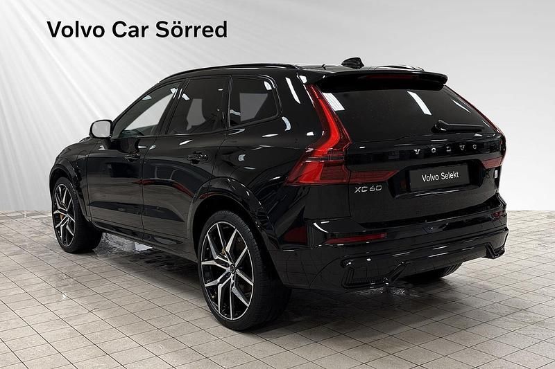 Begagnad Volvo XC60 456 HK (335 kW) 2025 Svart SUV
