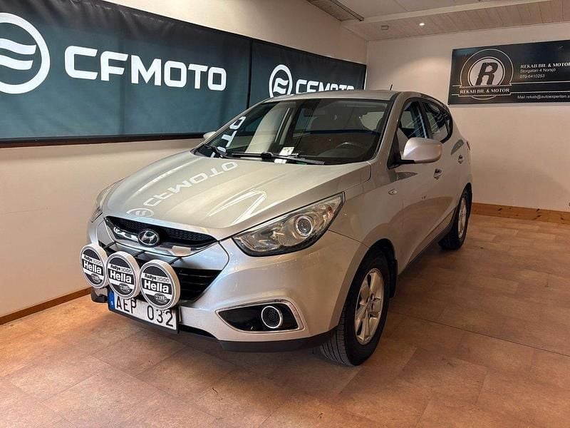 Silver Begagnad 2011 Hyundai ix35 Select SUV | 59 900 kr (Lite dyr) - Bild 1/4