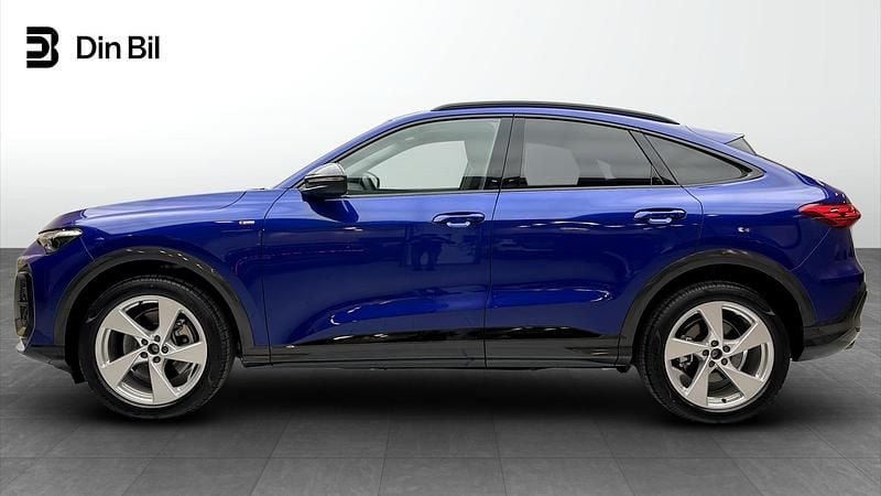 Begagnad Audi Q5 Sportback S-Line 204 HK (150 kW) 2025 Ultrablå metallic SUV