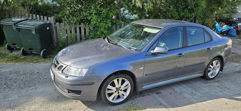 Brun Begagnad 2007 Saab 9-3 Linear Sedan | 26 000 kr (Superpris) - Bild 1/4