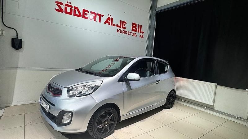 Silver Begagnad 2011 Kia Picanto Sport Halvkombi | 44 900 kr (Marknadspris) - Bild 1/4