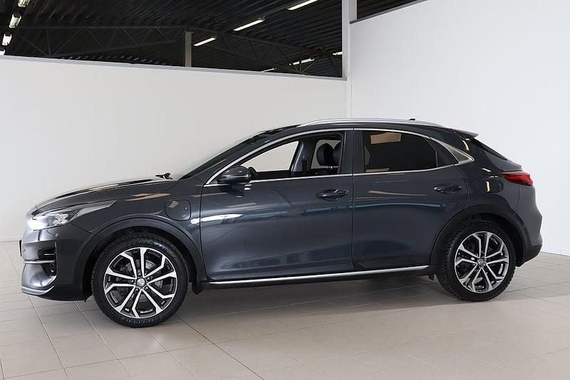 Begagnad Kia XCeed Advance 141 HK (103 kW) 2022 Grå SUV