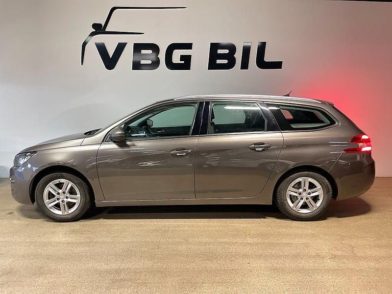 Begagnad Peugeot 308 SW Active 131 HK (96 kW) 2014 Okänd Kombi