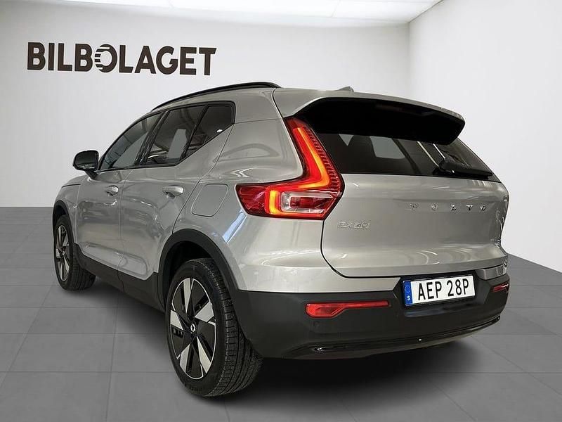 Begagnad Volvo EX40 Plus 188 kW (256 HK) 2025 Silver SUV