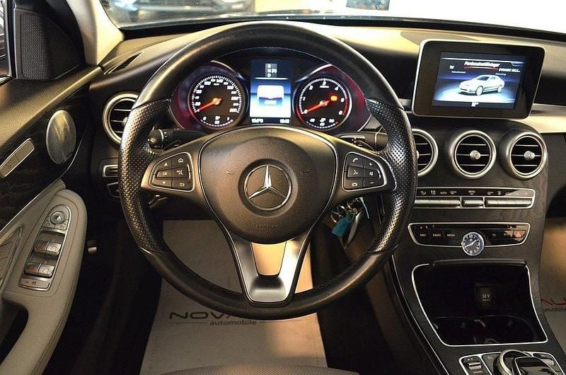 Begagnad Mercedes C250 AMG 204 HK (150 kW) 2015 Tenorite grå metallic Sedan