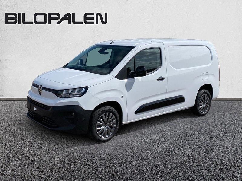 Ny Citroën Berlingo Business Class 131 HK (96 kW) 2025 Vit (icy white) Minibuss