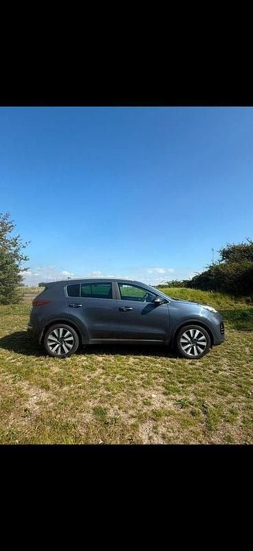 Blå Begagnad 2016 Kia Sportage Advance SUV | 137 000 kr (Marknadspris) - Bild 1/3