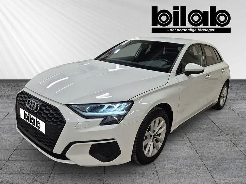 Ibisvit Begagnad 2023 Audi A3 Proline Sedan | 219 000 kr - Bild 1/4