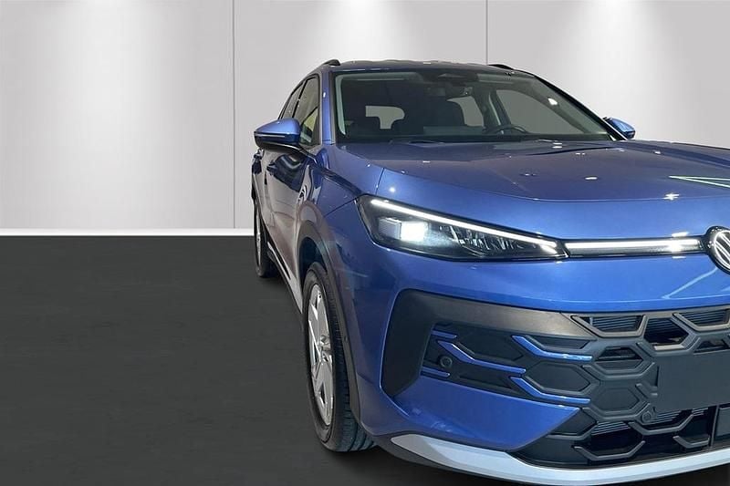 Ny VW T-Roc 150 HK (110 kW) 2026 Blå SUV