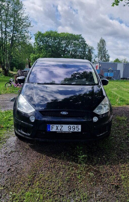 Svart Begagnad 2009 Ford S-MAX S Minibuss | 19 000 kr (Superpris) - Bild 1/4