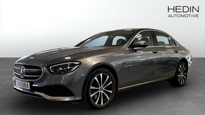 Grå (grey) Begagnad 2020 Mercedes E300 Sedan | 429 000 kr (Marknadspris) - Bild 1/4