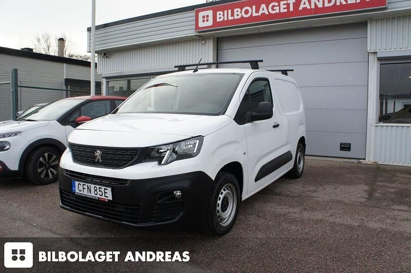 Vit Begagnad 2020 Peugeot Partner Van | 129 900 kr (Marknadspris) - Bild 1/4