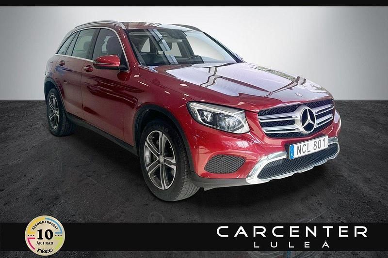 Röd Begagnad 2016 Mercedes GLC250 Luxury SUV | 259 900 kr (Superpris) - Bild 1/4