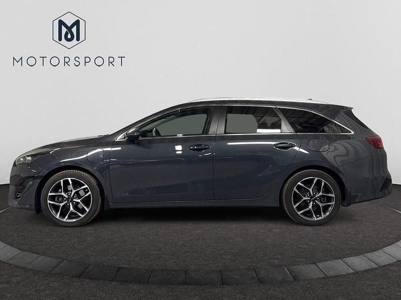 Begagnad Kia Ceed Sportswagon Advance 141 HK (103 kW) 2022 Grå Kombi