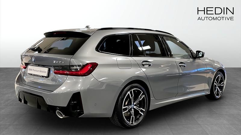 Begagnad BMW 330e M Sport 292 HK (214 kW) 2022 Kombi