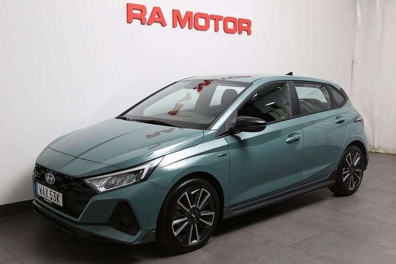 Grön Begagnad 2023 Hyundai i20 N Line Halvkombi | 249 900 kr - Bild 1/4