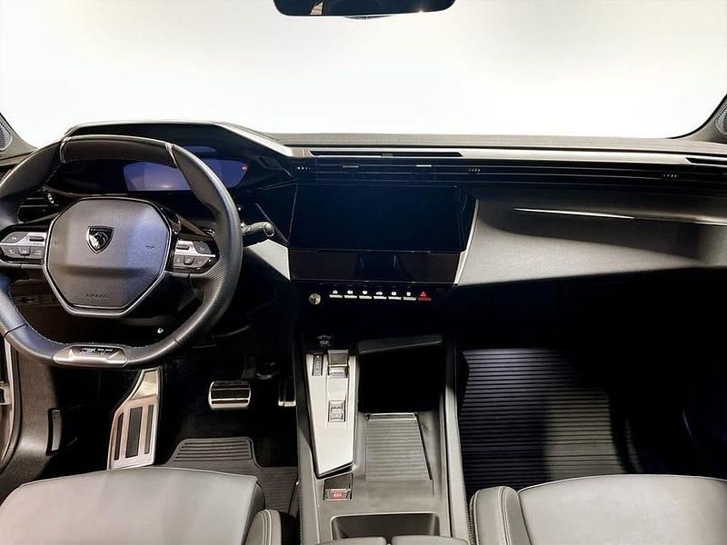 Begagnad Peugeot 408 GT GTi 131 HK (96 kW) 2023 Vit SUV