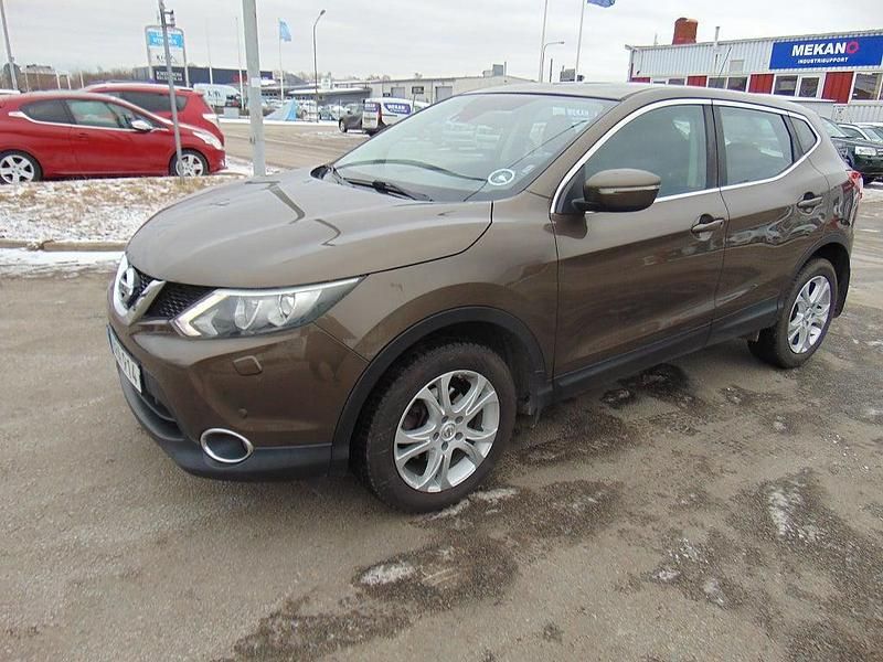Begagnad Nissan Qashqai 116 HK (85 kW) 2014 Brun SUV