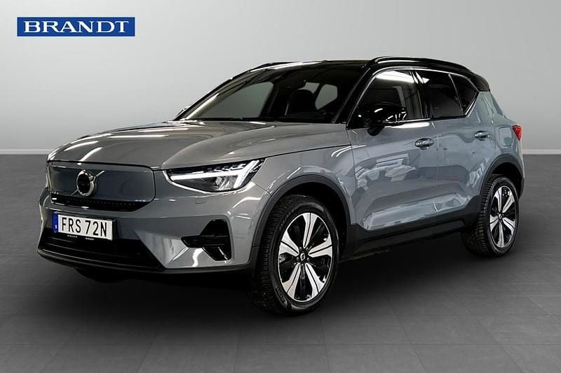 Grå Begagnad 2023 Volvo XC40 Single Motor SUV | 349 900 kr (Marknadspris) - Bild 1/4