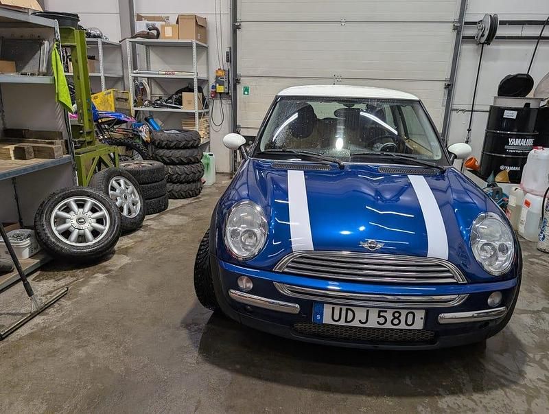 Begagnad Mini Cooper 116 HK (85 kW) 2003 Halvkombi