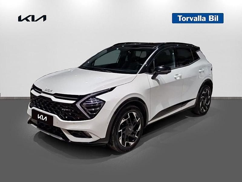 Snow white pearl Begagnad 2022 Kia Sportage GT-Line SUV | 359 900 kr (Marknadspris) - Bild 1/3