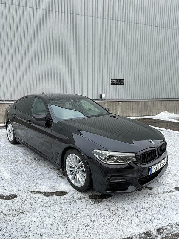 Begagnad BMW 540 340 HK (250 kW) 2018 Blacksapphire metallic Sedan