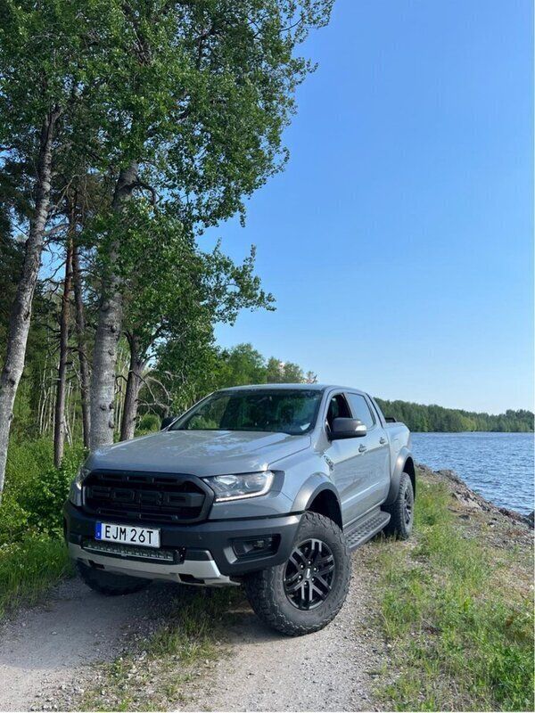 Grå Begagnad 2019 Ford Ranger Raptor Pickup | 450 000 kr (Marknadspris) - Bild 1/4