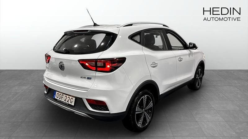 Begagnad MG ZS Luxury 105 kW (143 HK) 2021 Vit SUV