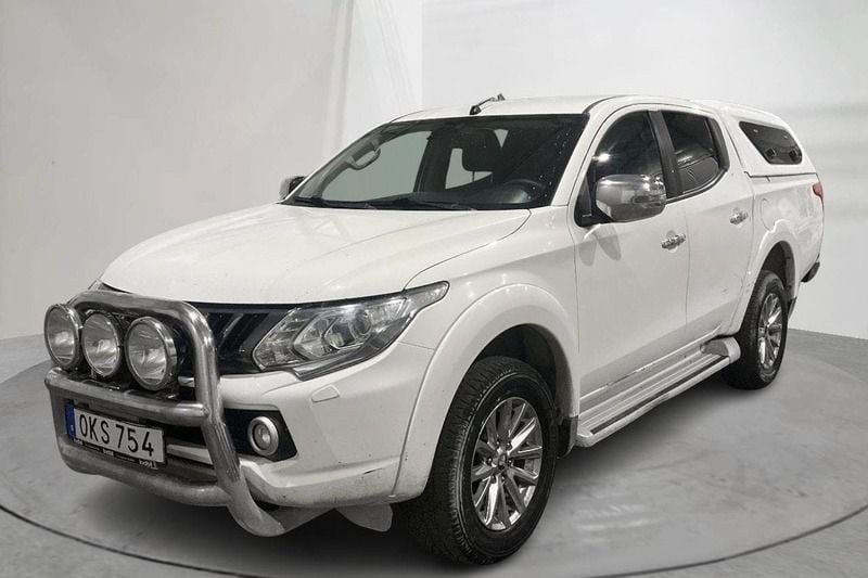 Vit Begagnad 2017 Mitsubishi L200 Pickup | 199 000 kr (Marknadspris) - Bild 1/4