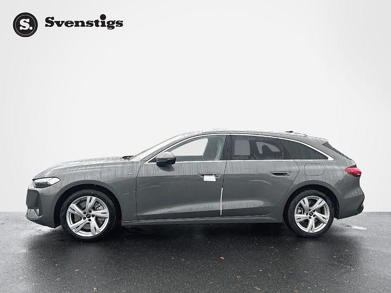 Ny Audi A5 Comfort 252 HK (185 kW) 2025 Chronosgrå metallic Kombi
