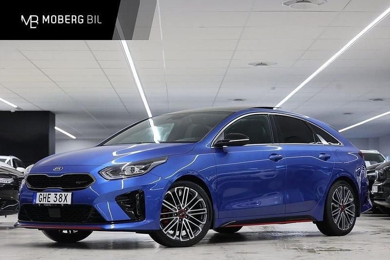 Blå Begagnad 2019 Kia Ceed GT GT-Line Kombi | 239 900 kr (Marknadspris) - Bild 1/2