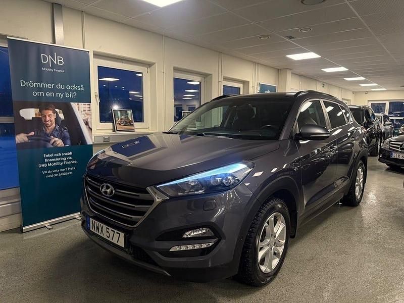 Begagnad Hyundai Tucson Premium 185 HK (136 kW) 2016 Grå SUV