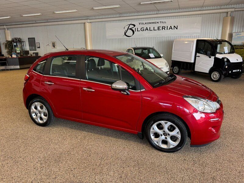 Röd Begagnad 2013 Citroën C3 Halvkombi | 60 000 kr (Bra pris) - Bild 1/4