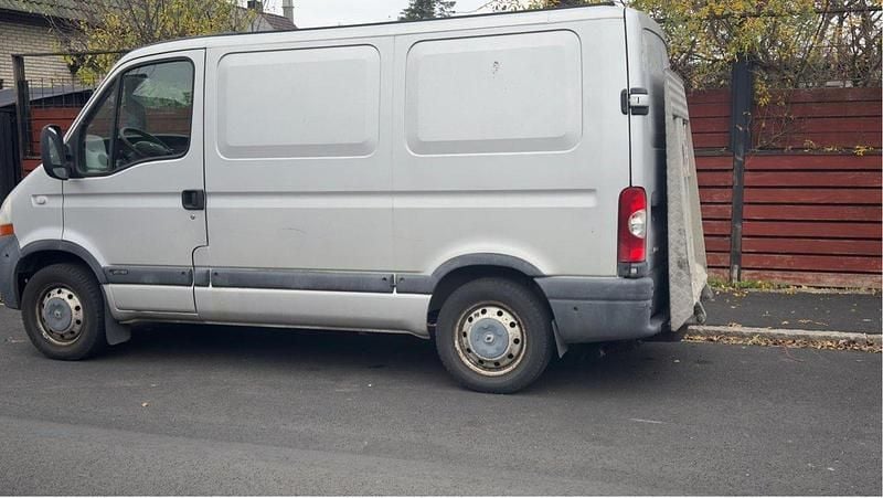 Grå Begagnad 2007 Renault Master | 49 500 kr (Superpris) - Bild 1/4