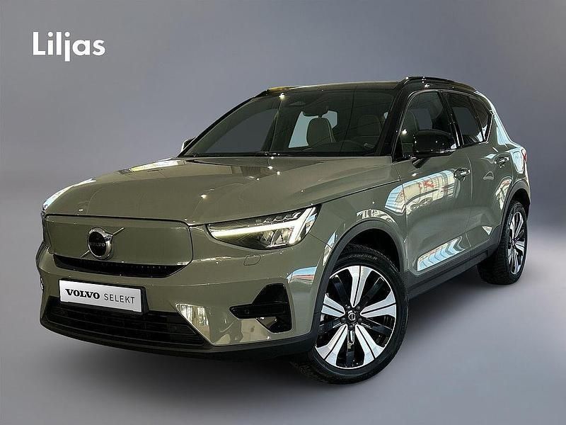 Grön Begagnad 2022 Volvo XC40 Core SUV | 309 000 kr - Bild 1/4