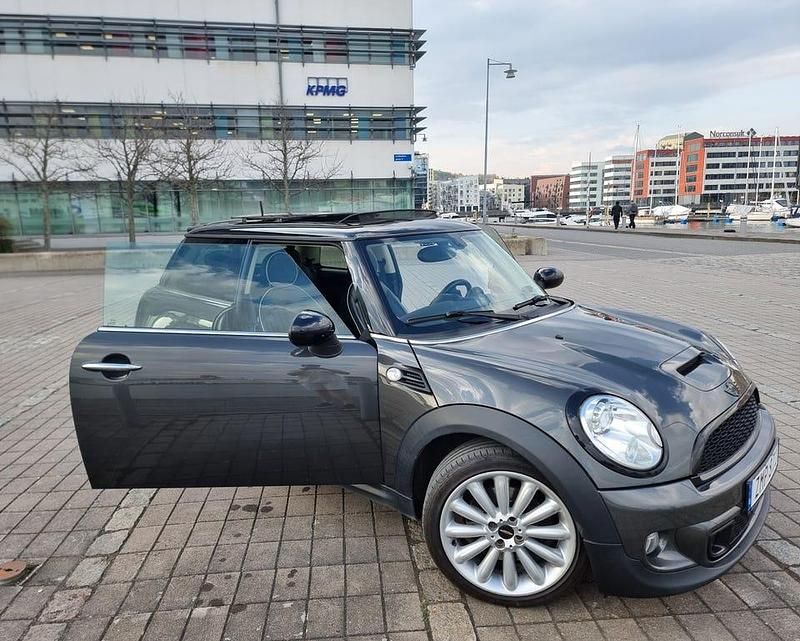 Begagnad Mini Cooper S 184 HK (135 kW) 2011 Halvkombi