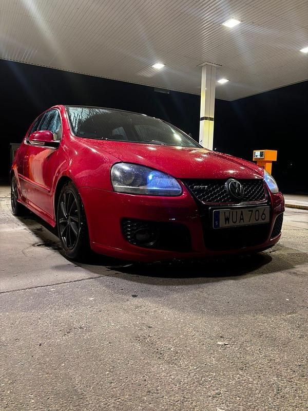 Begagnad VW Golf IV GTI 200 HK (147 kW) 2005 Halvkombi