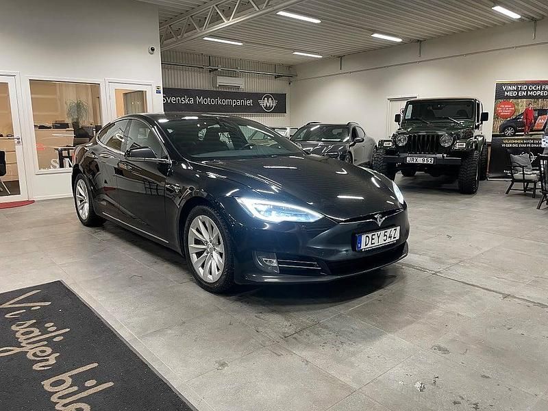 Svart Begagnad 2020 Tesla Model S Long Range AWD Halvkombi | 289 900 kr (Bra pris) - Bild 1/4