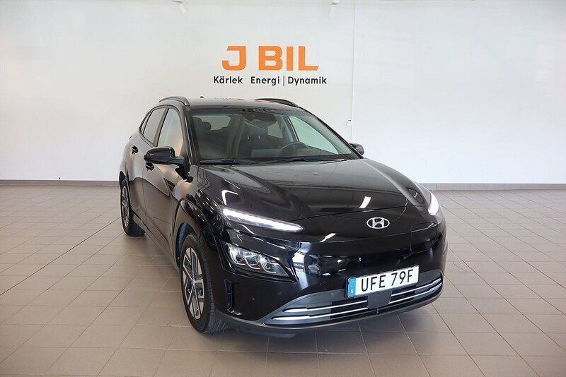 Svart Begagnad 2021 Hyundai Kona Essential SUV | 199 900 kr (Marknadspris) - Bild 1/4