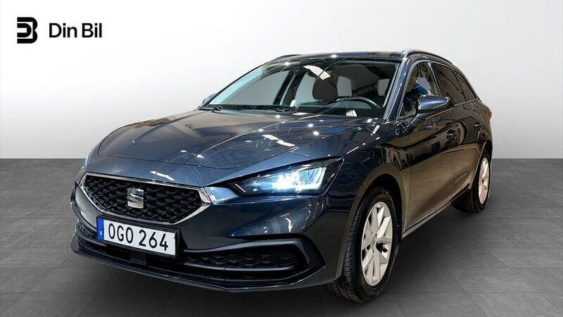 Grå Begagnad 2021 Seat Leon Style Kombi | 183 900 kr (Marknadspris) - Bild 1/4