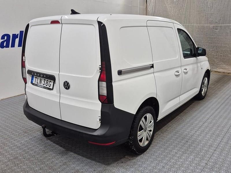 Begagnad VW Caddy 122 HK (89 kW) 2022 Vit Minibuss